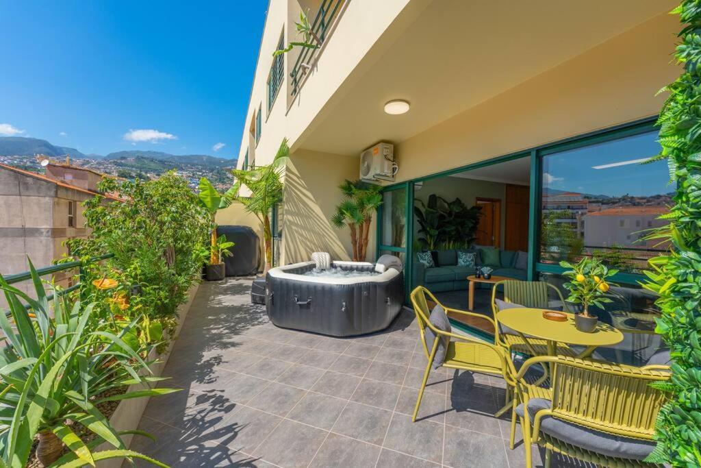 Super Anadia - Olive Apartment ฟุงชาล ภายนอก รูปภาพ
