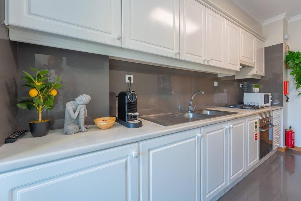 Super Anadia - Olive Apartment ฟุงชาล ภายนอก รูปภาพ