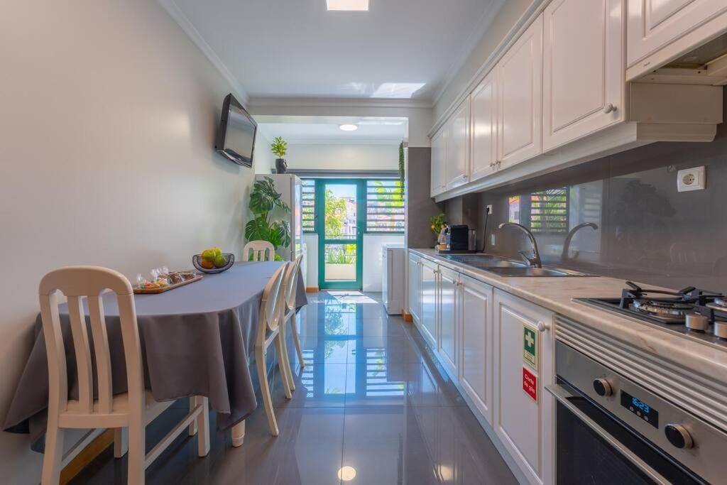 Super Anadia - Olive Apartment ฟุงชาล ภายนอก รูปภาพ