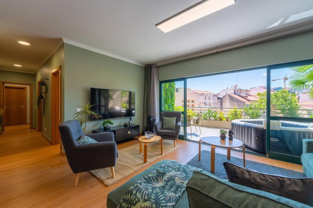 Super Anadia - Olive Apartment ฟุงชาล ภายนอก รูปภาพ