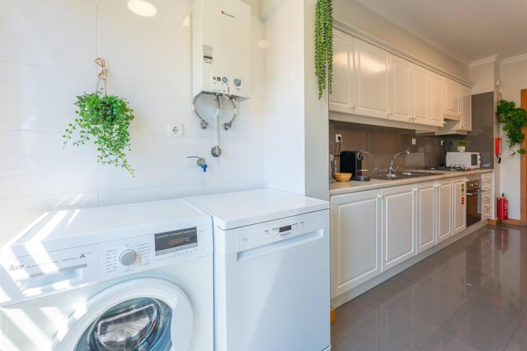 Super Anadia - Olive Apartment ฟุงชาล ภายนอก รูปภาพ