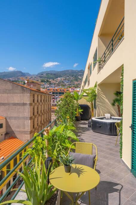 Super Anadia - Olive Apartment ฟุงชาล ภายนอก รูปภาพ