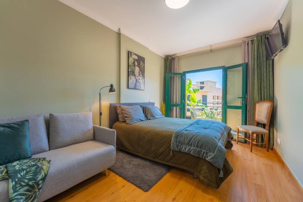 Super Anadia - Olive Apartment ฟุงชาล ภายนอก รูปภาพ